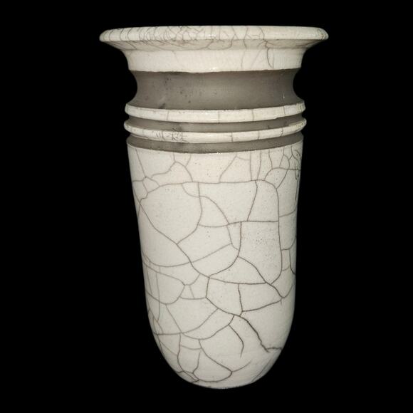 Vintage Studio Pottery Vase Signed Crackle Glaze 8.5" Tall Modernist White Gray - Picture 4 of 7